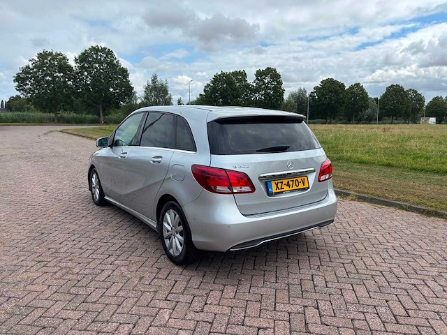 Mercedes-benz b200 ambition automaat, xz-470-v - afbeelding 19 van  24