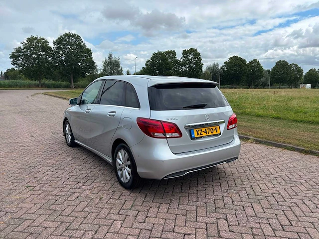 Mercedes-benz b200 ambition automaat, xz-470-v - afbeelding 18 van  24