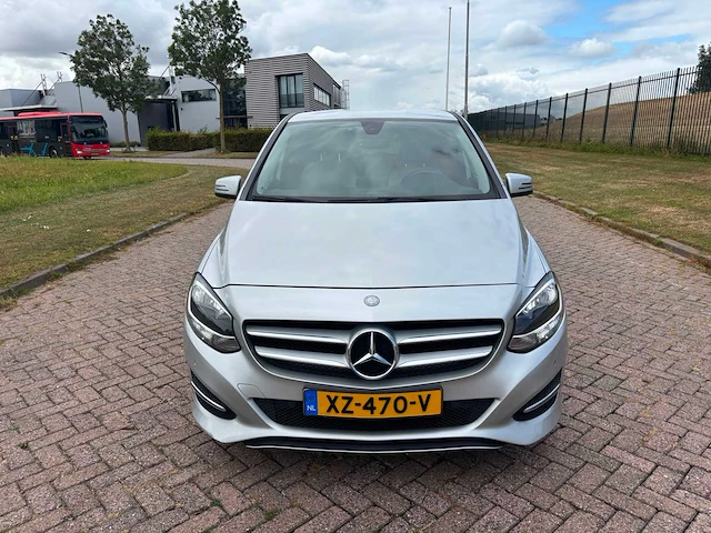 Mercedes-benz b200 ambition automaat, xz-470-v - afbeelding 21 van  24