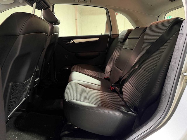 Mercedes-benz b200 turno b-klasse 193pk 2005, 98-rdj-8 youngtimer - afbeelding 24 van  41