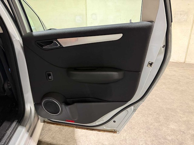 Mercedes-benz b200 turno b-klasse 193pk 2005, 98-rdj-8 youngtimer - afbeelding 27 van  41
