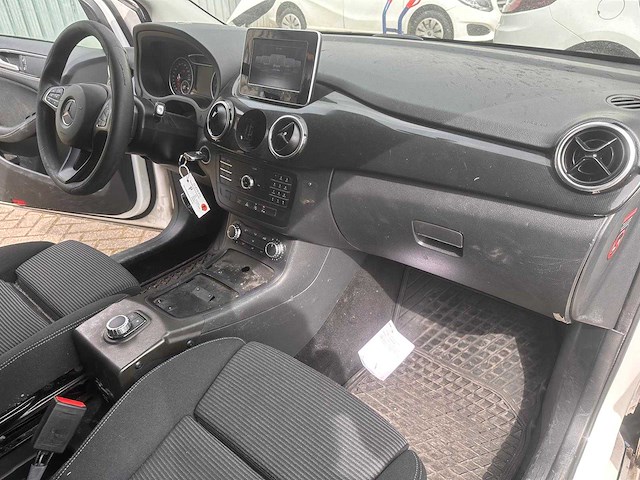 Mercedes-benz b220 d ambition automaat, g-410-fg - afbeelding 10 van  11
