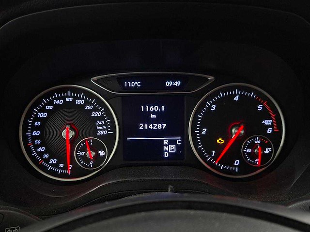 Mercedes-benz b220 d ambition automaat, tt-964-z - afbeelding 2 van  11