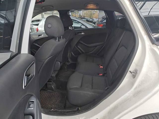 Mercedes-benz b220 d ambition automaat, xk-096-l - afbeelding 10 van  13