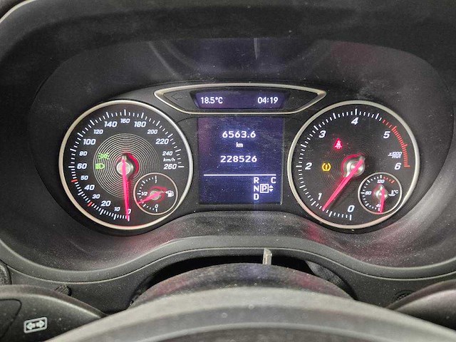Mercedes-benz b220 d ambition automaat, xt-521-g - afbeelding 1 van  2