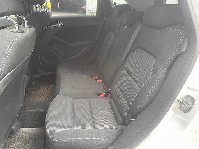 Mercedes-benz b220 d ambition automaat, zf-312-p - afbeelding 10 van  13