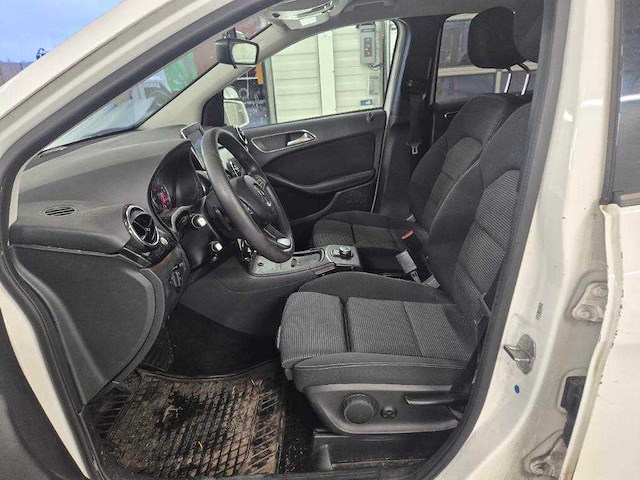 Mercedes-benz b220 d business, xp-009-r - afbeelding 5 van  9