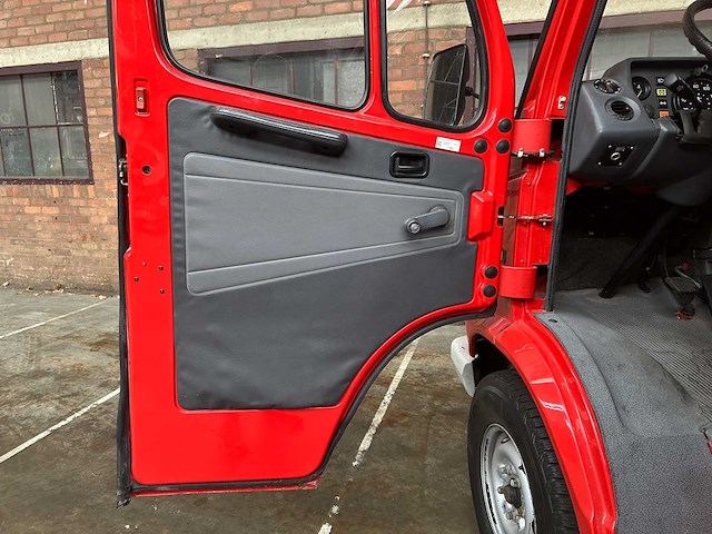 Mercedes-benz bestelwagen 310d hoog g.v.w. lang/laag 95pk 1994, v-76-ngp - afbeelding 20 van  41