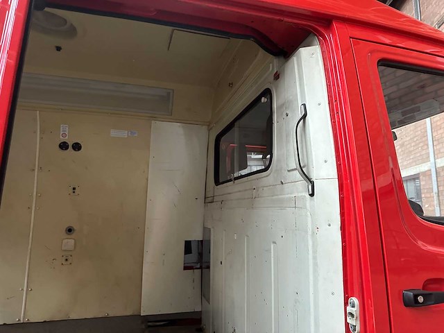 Mercedes-benz bestelwagen 310d hoog g.v.w. lang/laag 95pk 1994, v-76-ngp - afbeelding 27 van  41