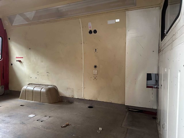 Mercedes-benz bestelwagen 310d hoog g.v.w. lang/laag 95pk 1994, v-76-ngp - afbeelding 28 van  41