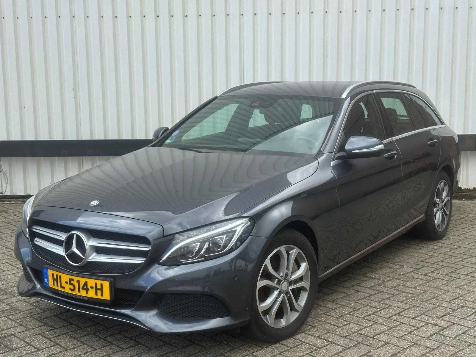 Personen- en bedrijfsauto’s te spijkenisse