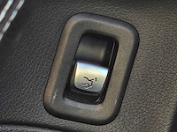 ***mercedes-benz c-klasse 180 amg sport edition 2017 | pk-523-f - afbeelding 18 van  32