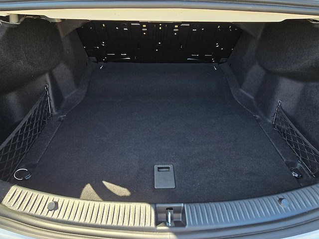 Mercedes-benz c-klasse 180 amg sport edition 2017 | pk-523-f - afbeelding 24 van  32