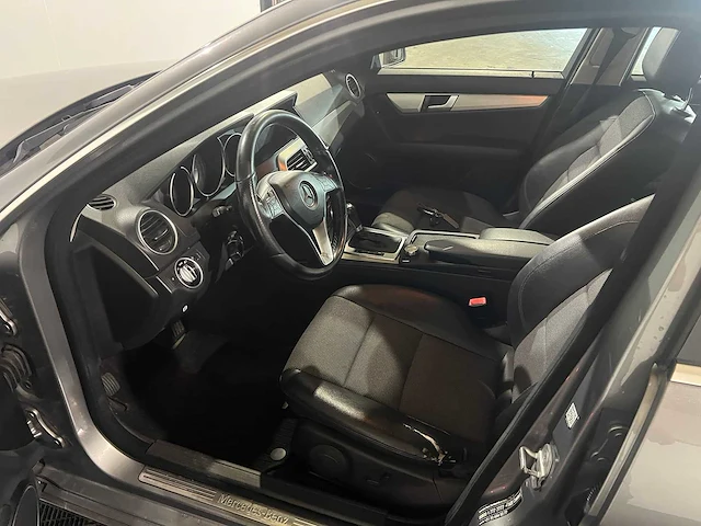 Mercedes-benz c-klasse 180 bnscl. avantgarde, 71-tgl-1 - afbeelding 18 van  18