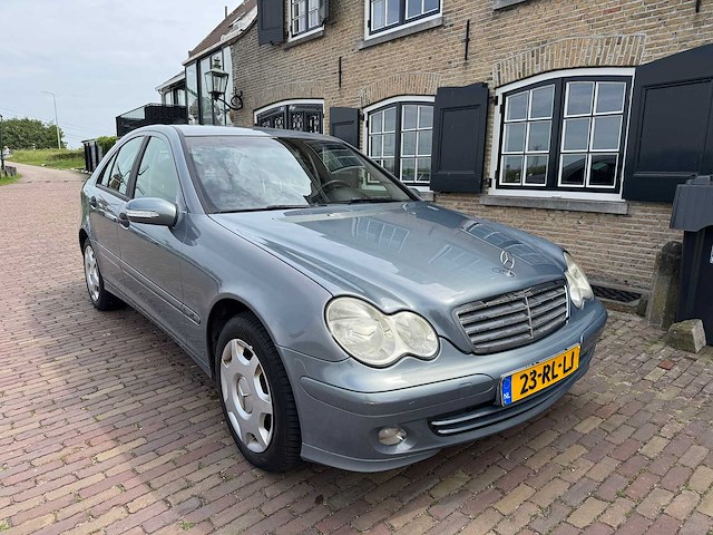 Mercedes-benz c-klasse 180 k. classic 23-rl-lj - afbeelding 22 van  25