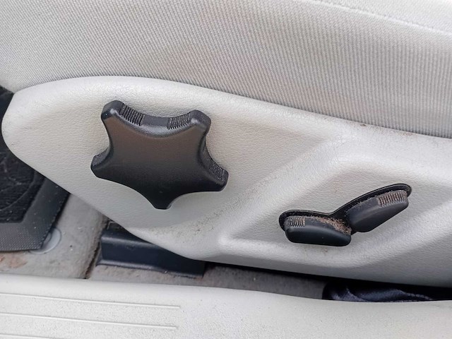 Mercedes-benz c-klasse 180 k. classic , 36-lh-bn - afbeelding 9 van  27