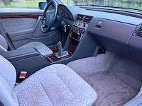 Mercedes-benz c-klasse 180 sport lt-gr-86 - afbeelding 8 van  30