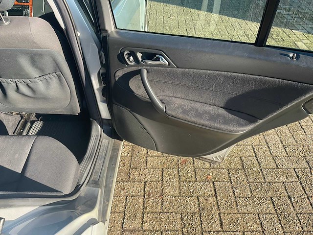 Mercedes-benz c-klasse 20-gh-hk - afbeelding 15 van  42