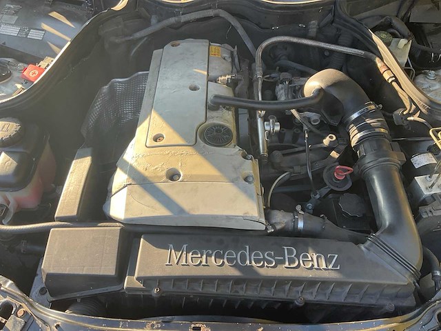 Mercedes-benz c-klasse 20-gh-hk - afbeelding 32 van  42