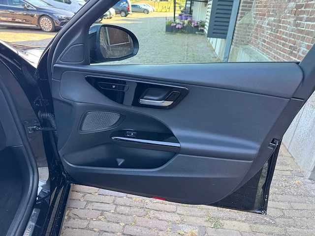 Mercedes-benz c-klasse 300 e amg 19” bns line ltd * , kdb-61-n - afbeelding 25 van  29