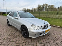 Mercedes-benz c-klasse 320 cdi elegance , 85-kkh-2 - afbeelding 12 van  19