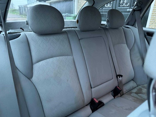 Mercedes-benz c-klasse combi 180 k. elegance 74-nl-db - afbeelding 13 van  14