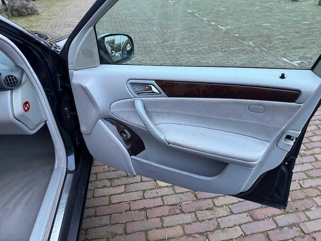 Mercedes-benz c-klasse combi 180 k. elegance 74-nl-db - afbeelding 1 van  14