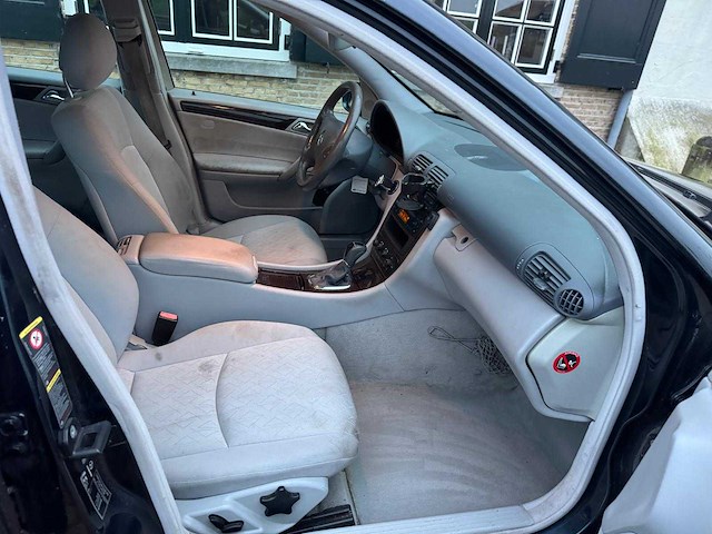 Mercedes-benz c-klasse combi 180 k. elegance 74-nl-db - afbeelding 6 van  14