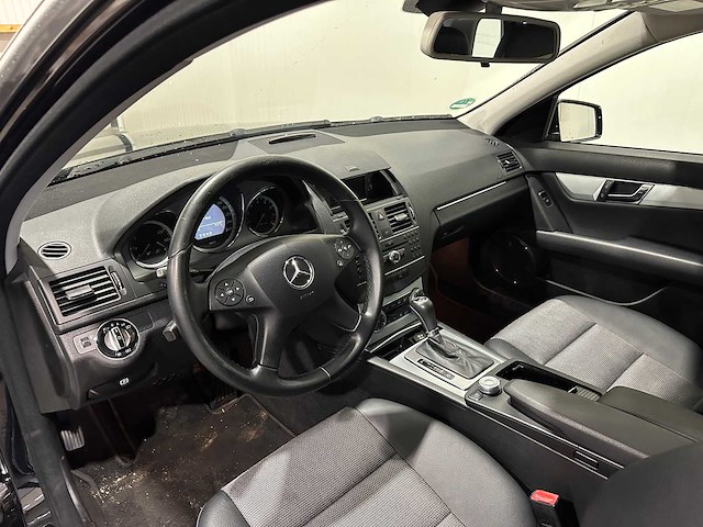 Mercedes-benz c-klasse estate 180 k bl.e.bnsed.av. 35-kpj-4 - afbeelding 25 van  25