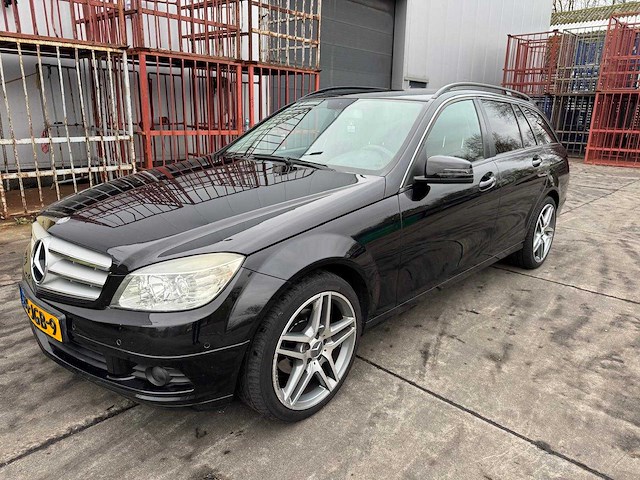 Mercedes-benz c-klasse estate 180 k bluee. bns cl. amg 18'' automaat 86-jgb-9 - afbeelding 1 van  20