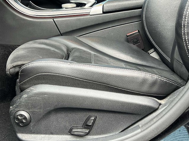 Mercedes-benz c-klasse estate 180 premium plus pack 2019 | xr-632-g - afbeelding 4 van  26