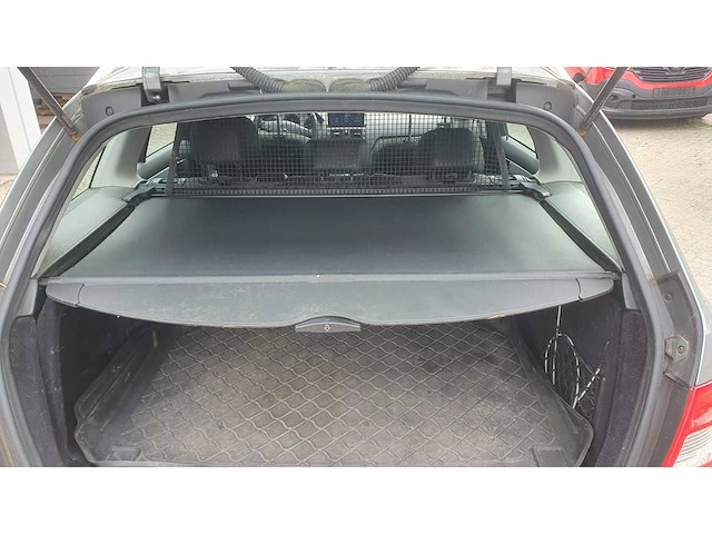 Mercedes-benz c-klasse estate 200 k avantgarde, 95-gxp-9 - afbeelding 2 van  11
