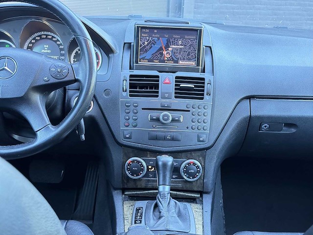 Mercedes-benz c-klasse estate 350 cdi | np-578-gi - afbeelding 24 van  33