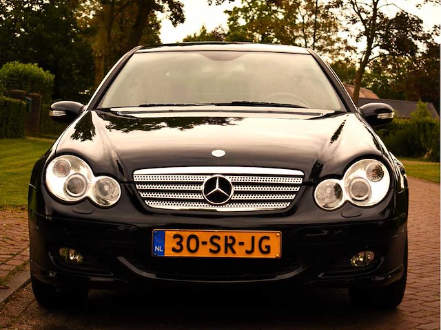 Mercedes-benz c-klasse sportcoupé 160 2006 - afbeelding 12 van  19