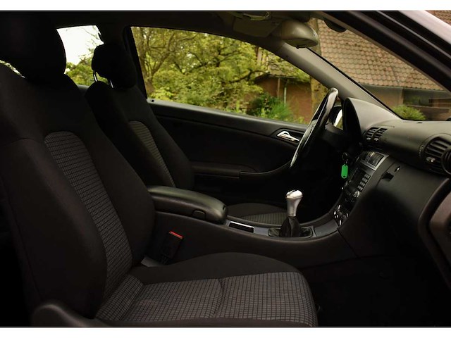 Mercedes-benz c-klasse sportcoupé 160 2006 - afbeelding 19 van  19