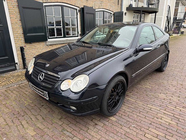 Mercedes-benz c-klasse sportcoupé 230 sport edition v6 204 pk 55-sh-gz - afbeelding 15 van  21