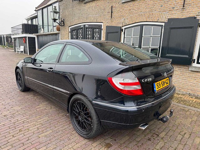 Mercedes-benz c-klasse sportcoupé 230 sport edition v6 204 pk 55-sh-gz - afbeelding 16 van  19