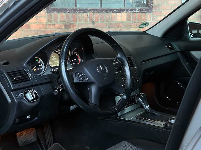 Mercedes-benz c180 cdi blueefficiency business class avantgarde c-klasse estate 120pk 2010 (origineel-nl), 70-npb-5 - afbeelding 19 van  42