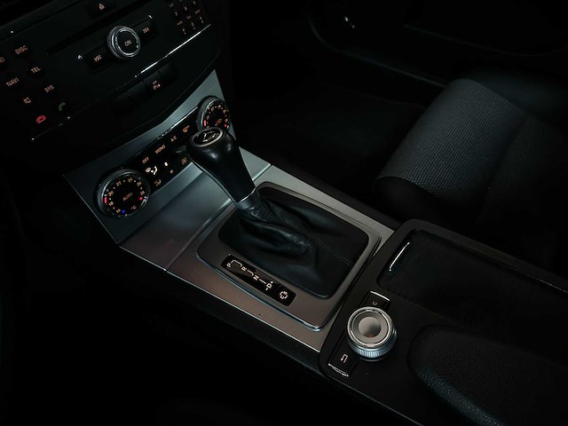 Mercedes-benz c180 cdi blueefficiency business class avantgarde c-klasse estate 120pk 2010 (origineel-nl), 70-npb-5 - afbeelding 21 van  42