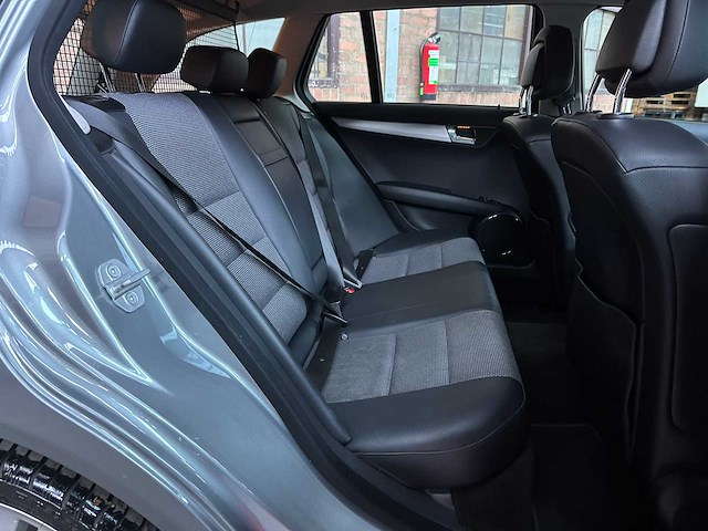 Mercedes-benz c180 cdi blueefficiency business class avantgarde c-klasse estate 120pk 2010 (origineel-nl), 70-npb-5 - afbeelding 35 van  42
