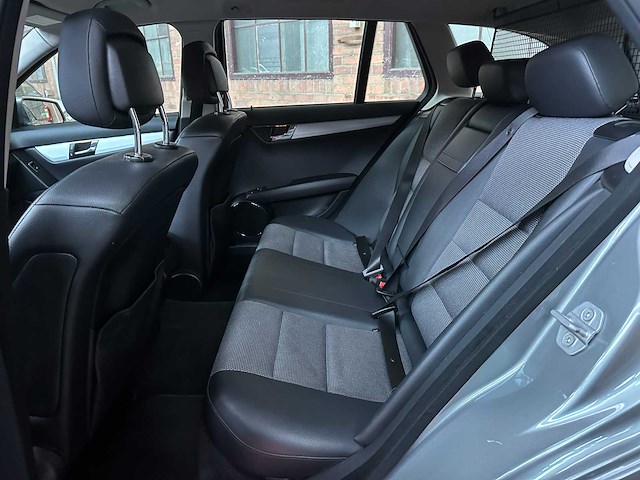Mercedes-benz c180 cdi blueefficiency business class avantgarde c-klasse estate 120pk 2010 (origineel-nl), 70-npb-5 - afbeelding 26 van  31