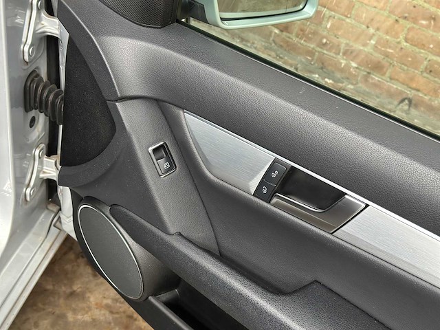 Mercedes-benz c180 cdi business class avantgarde 120pk 2013 c-klasse, 20-zvx-8 - afbeelding 53 van  65