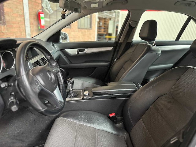Mercedes-benz c180 cdi business class avantgarde 120pk 2013 c-klasse, 20-zvx-8 - afbeelding 33 van  65
