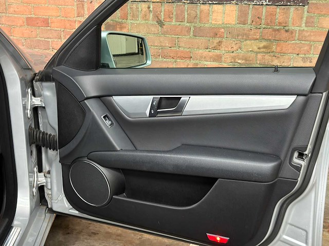 Mercedes-benz c180 cdi business class avantgarde 120pk 2013 c-klasse, 20-zvx-8 - afbeelding 25 van  31