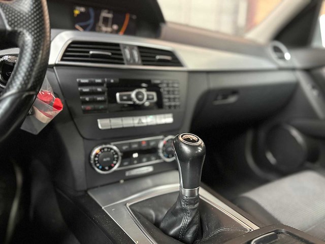 Mercedes-benz c180 cdi business class avantgarde 120pk 2013 c-klasse, 20-zvx-8 - afbeelding 29 van  60