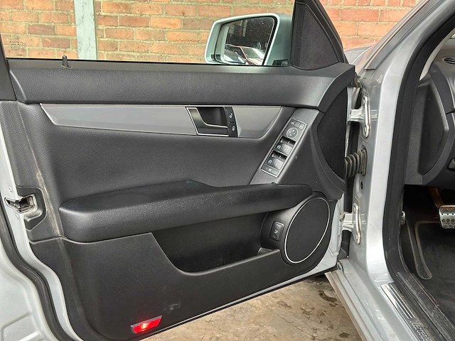 Mercedes-benz c180 cdi business class avantgarde 120pk 2013 c-klasse, 20-zvx-8 - afbeelding 33 van  60