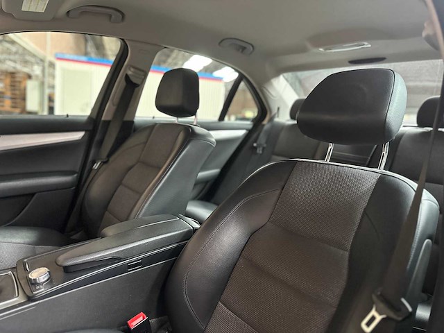 Mercedes-benz c180 cdi business class avantgarde 120pk 2013 c-klasse, 20-zvx-8 - afbeelding 15 van  68