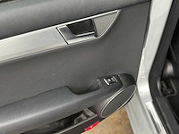 Mercedes-benz c180 cdi business class avantgarde 120pk 2013 c-klasse, 20-zvx-8 - afbeelding 17 van  68