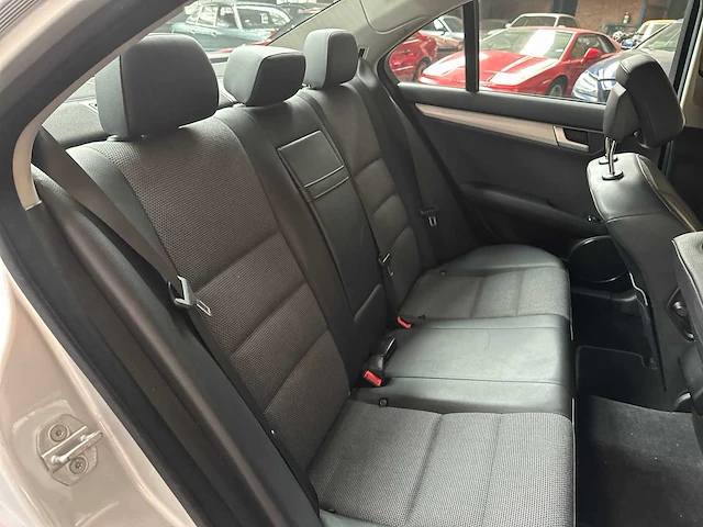 Mercedes-benz c180 cdi business class avantgarde 120pk 2013 c-klasse, 20-zvx-8 - afbeelding 28 van  69