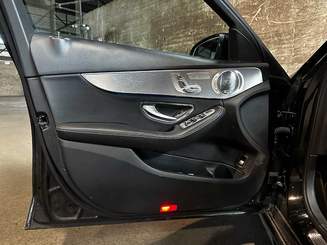 Mercedes-benz c180 cdi sport edition premium plus 116pk 2019 c-klasse (origineel-nl), sx-827-v - afbeelding 28 van  59